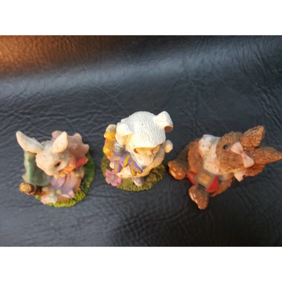 Three small resin Easter Bunny Figures BC316 - Picture 8 of 9